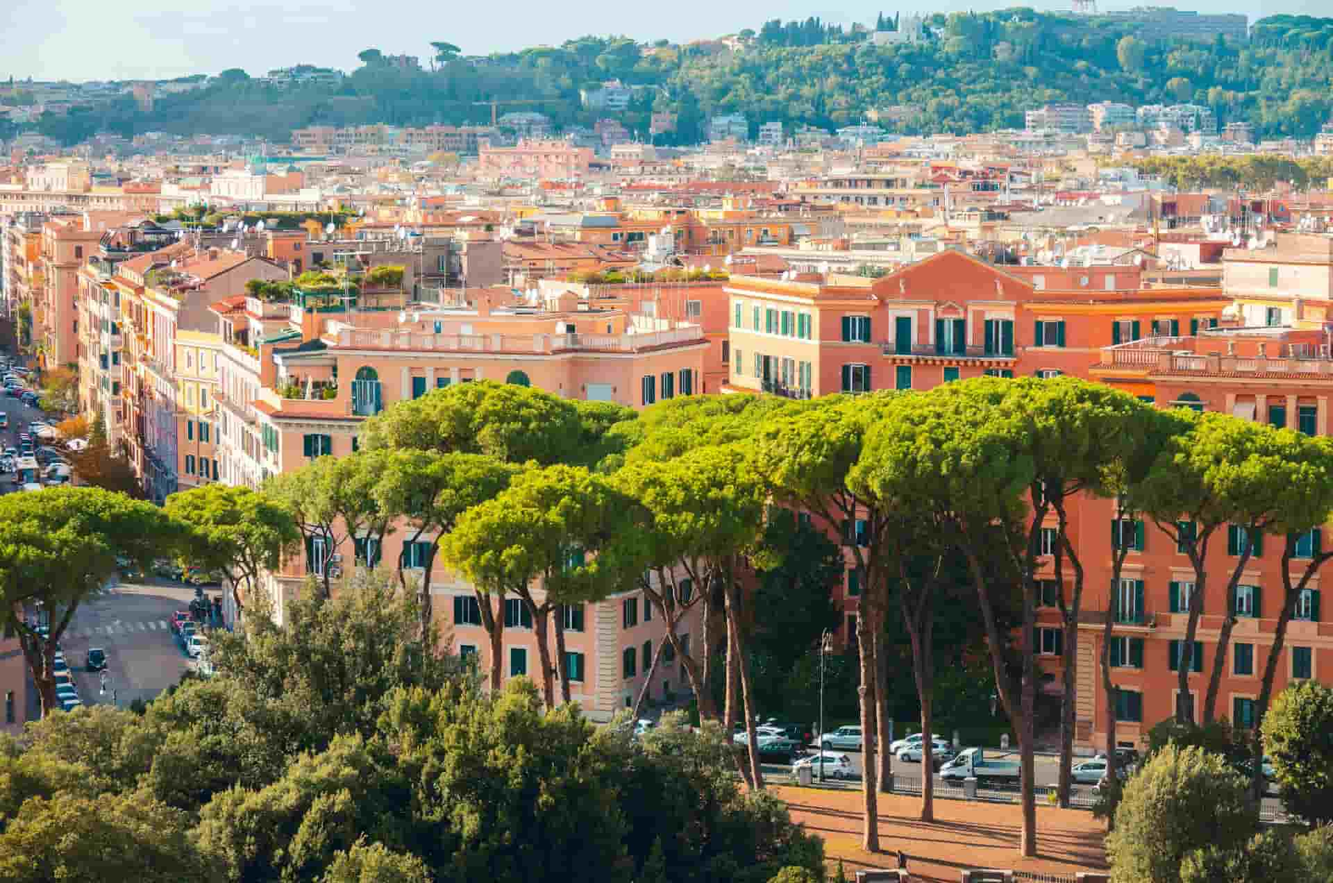 vista sui tetti di roma immobile piccolo